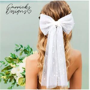 Pearl Accent Bridal Wedding Bow Veil With Hair Clip